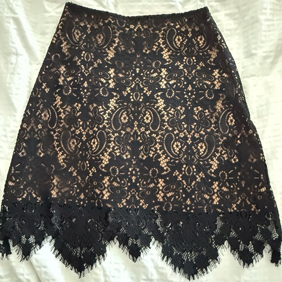 For Love and Lemons Elegant Black Lace Skirt- Small - Picture 7 of 7
